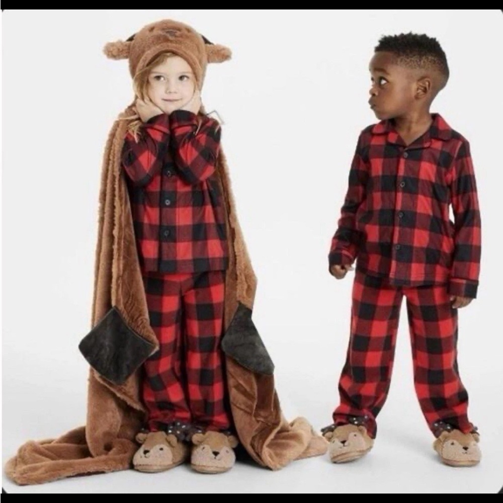 NWT Target Christmas Reindeer Holiday Wearable hooded Blanket 40 × 50